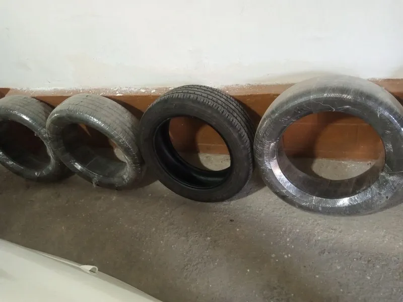 Автошина Premitra.195/55 R16.сотилади,5000 км юрган,холати зор. 1