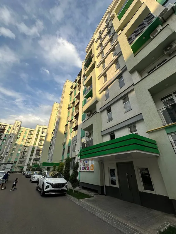 Продаётся 3-комнатная квартира в ЖК Green Park — фото 1