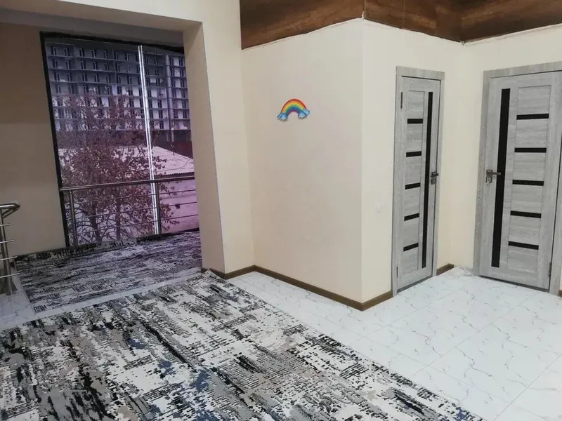 Аренда отдельностоящего здания 552 м2 в Юнусабадском районе — фото 1