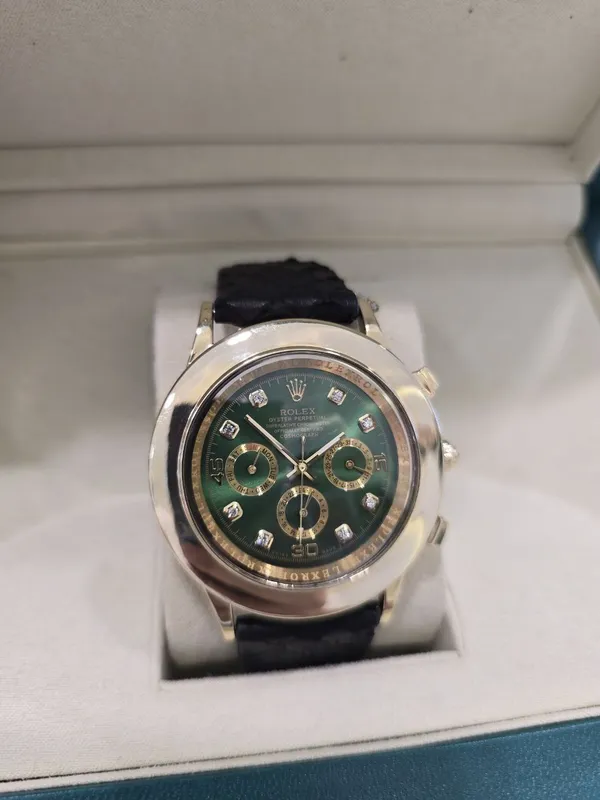 Модные и яркие Rolex в зелёном циферблате и большим диаметров — фото 1 Модные и яркие Rolex в зелёном циферблате и большим диаметров — фото 1