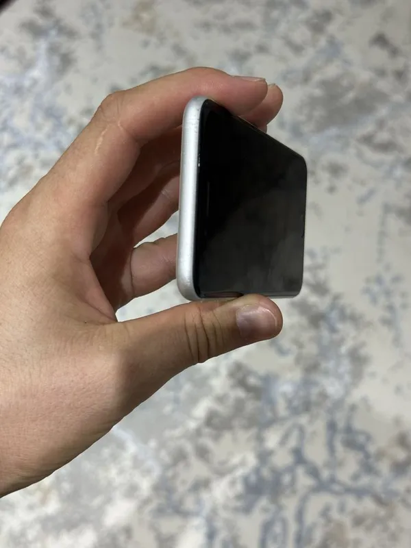 iPhone se 2020 64 gb 5