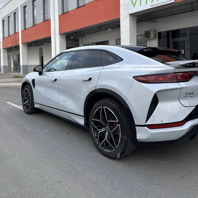 BYD song L full restyling AWD 2025 йил — фото 1