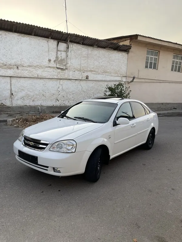 Lacetti 1.8 avtomat 2