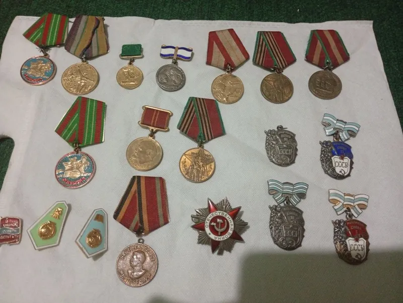 Bobom bilan buvimga tegishli medallar barini hujjatlari bor — фото 1