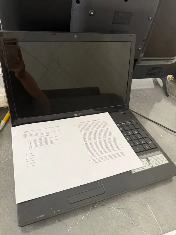 Ноутбук Acer, большой экран 18, i3 2 Ноутбук Acer, большой экран 18, i3 2