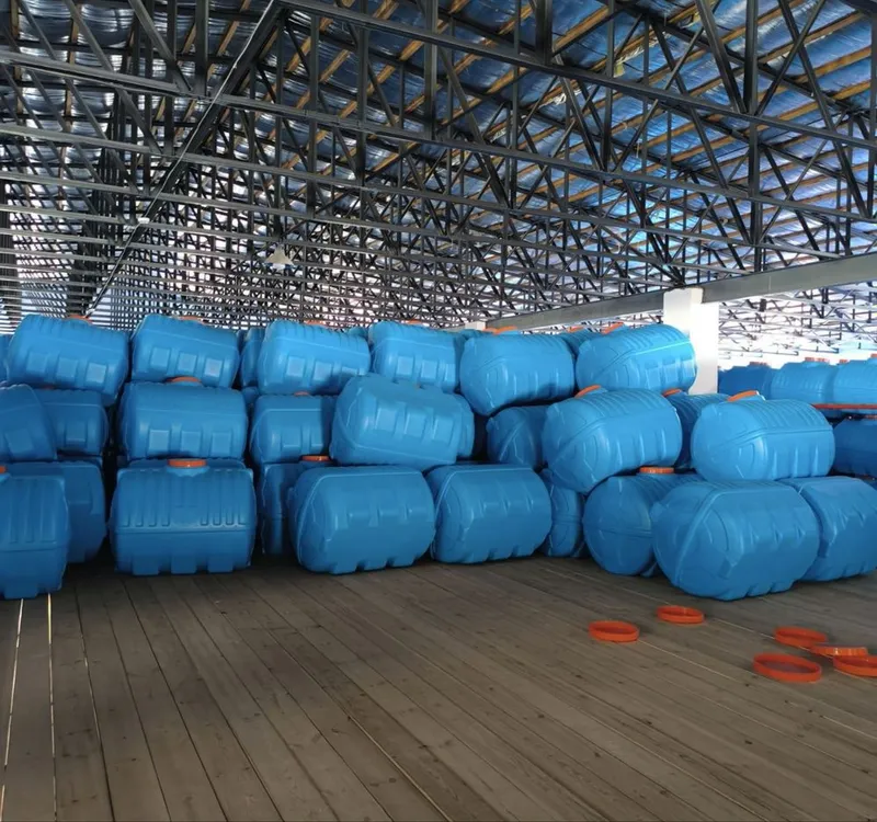 2000L gorizontal , plastik bochkalar sotivda — фото 5