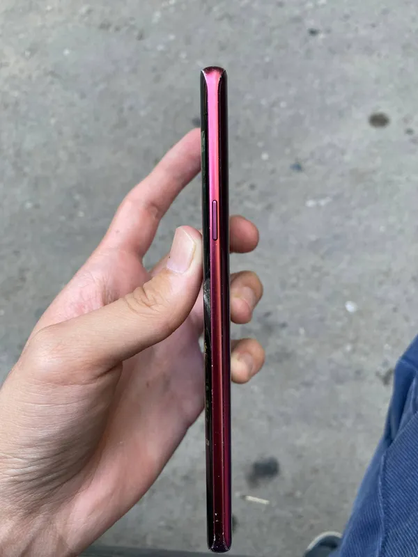 Samsung s9+ срочно 7