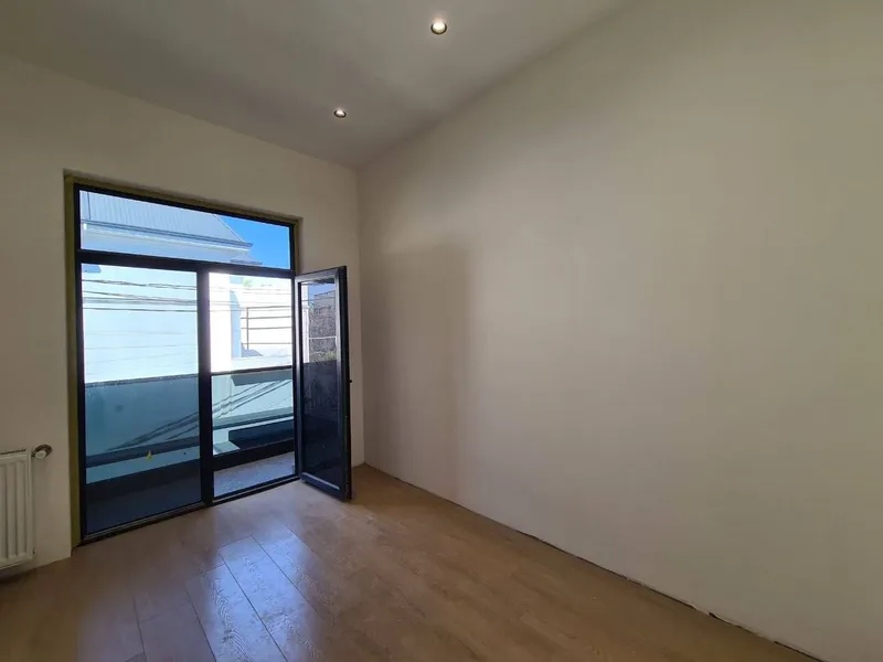 4-комнатная квартира, 210 м2, Мирзо-Улугбек 5