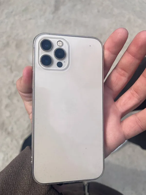 Iphone 12 pro ideal
