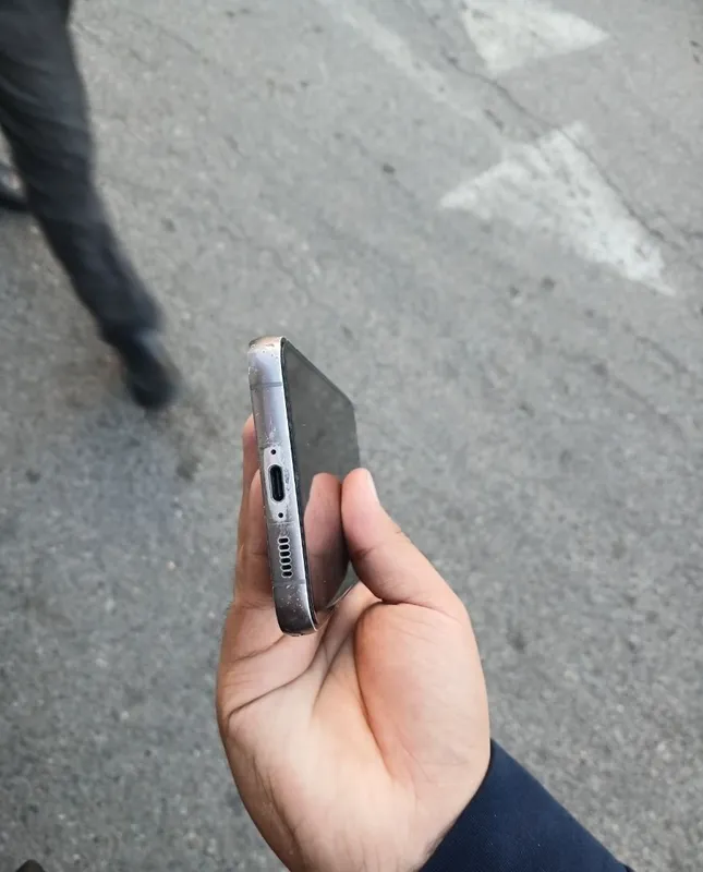 Samsung S23 FE 128 ГБ, 8 ГБ 6