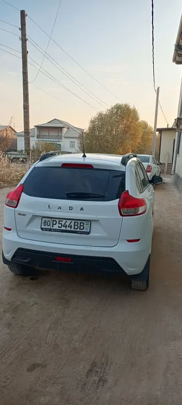Lada xray sotiladi 2018 yil yurgani 143ming holati alo 5 Lada xray sotiladi 2018 yil yurgani 143ming holati alo 5