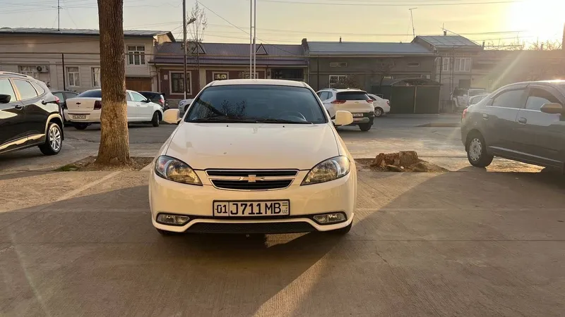 Chevrolet Jentra