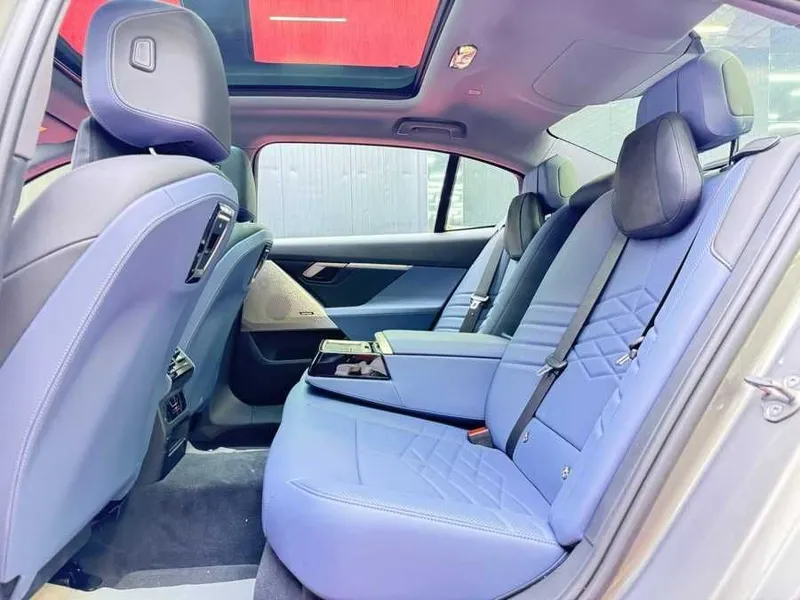 BMW I5 35L naxt va xalol nasiya — фото 3