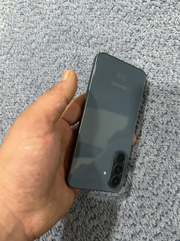 Samsung A37 sotiladi 1 Samsung A37 sotiladi 1