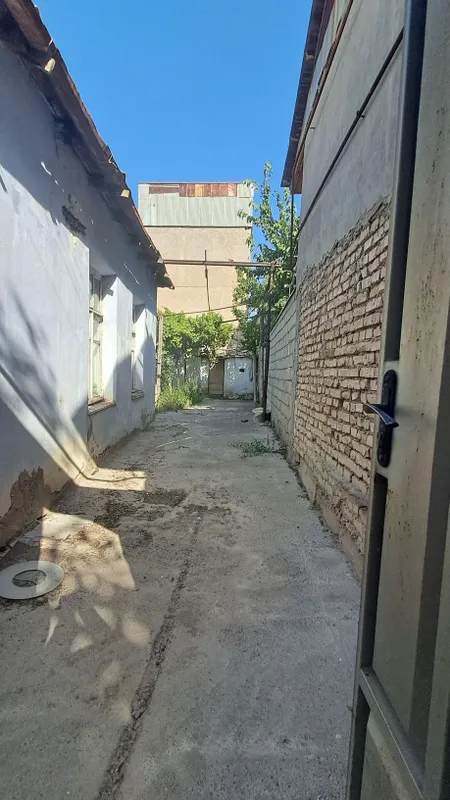 Продаётся двор 4 сотки, Лахути, 6 баня 2