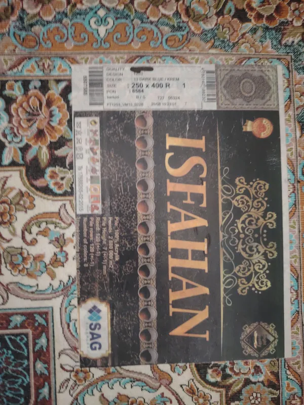 sag isfahan gilami