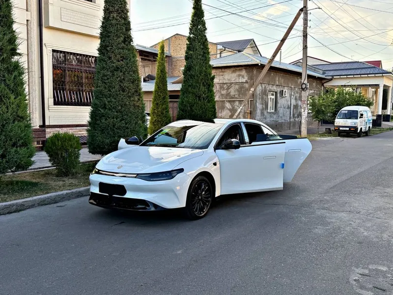 Leap Motor C01 Full Позиция 2024 Небитая Состаяние Какновый — фото 4 Leap Motor C01 Full Позиция 2024 Небитая Состаяние Какновый — фото 4