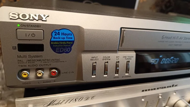 Стерео видео магнитофон Sony slv-ED60 3