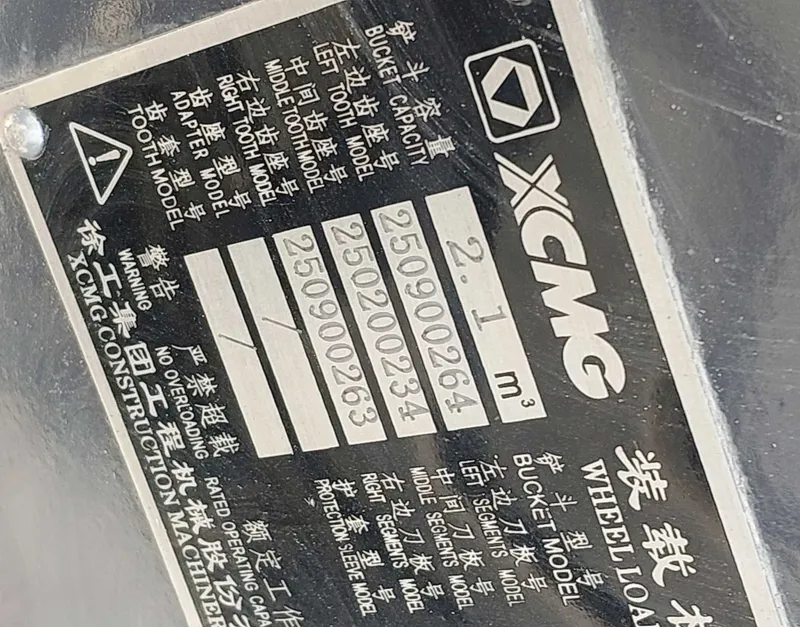 Фронтальный погрузчик Сергели Yema XCMG XC938 1.8 2.1 куба длин — фото 2