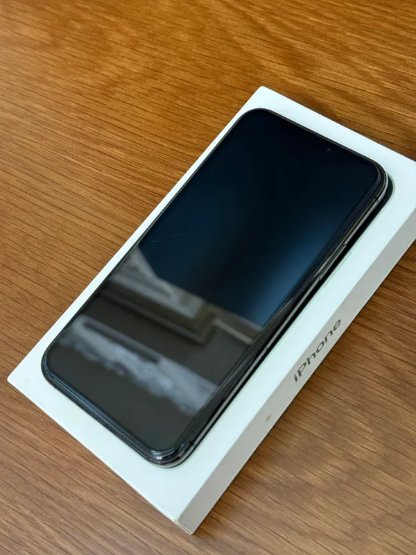 iPhone 11 Pro 64Gb — фото 2