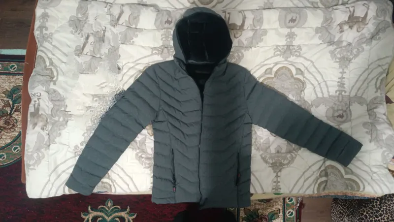 erkaklar uchun kurtkalar sotiladi erkaklar uchun kurtkalar sotiladi