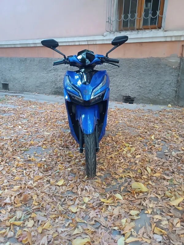 Armada Motors 3000 vattli elektr skuteri sotiladi, litiyli akkumulyator 8