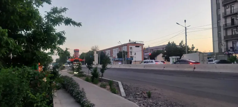 Ижарага ховли Янгийул Массив куча юзида