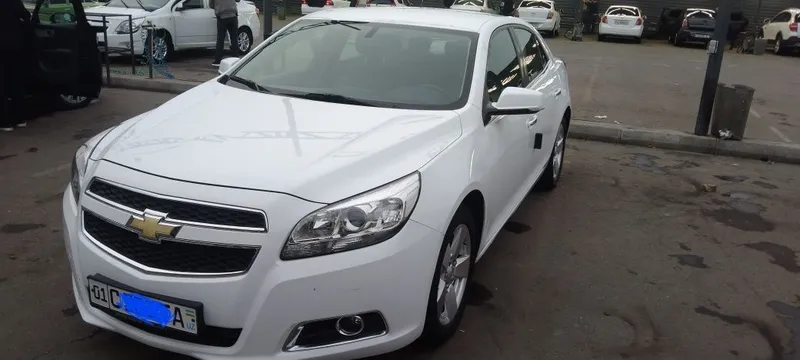 Malibu 1 pozitsiya 2012 yil 160 ming km Faqat benzinda yurgan kraska y 1