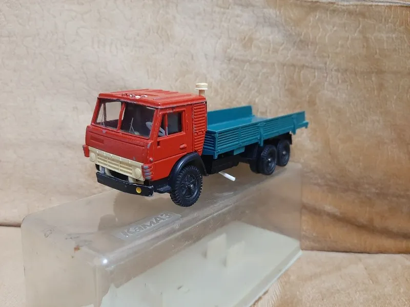 Камаз 5511 и Камаз 53212. Модели в масштабе 1:43 — фото 1