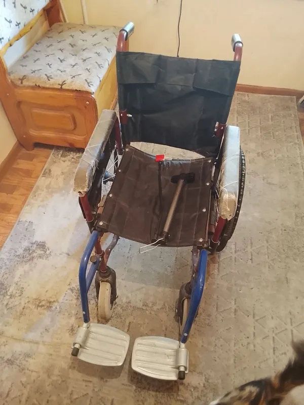 продаю инвалидную коляску 2 продаю инвалидную коляску 2
