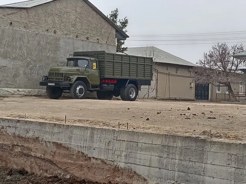 Zil sotiladi mator karopka siz yangi bolonlari yangi xarojoti yuq