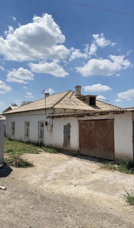 Жай сатилады базардин касинда Жай сатилады базардин касинда