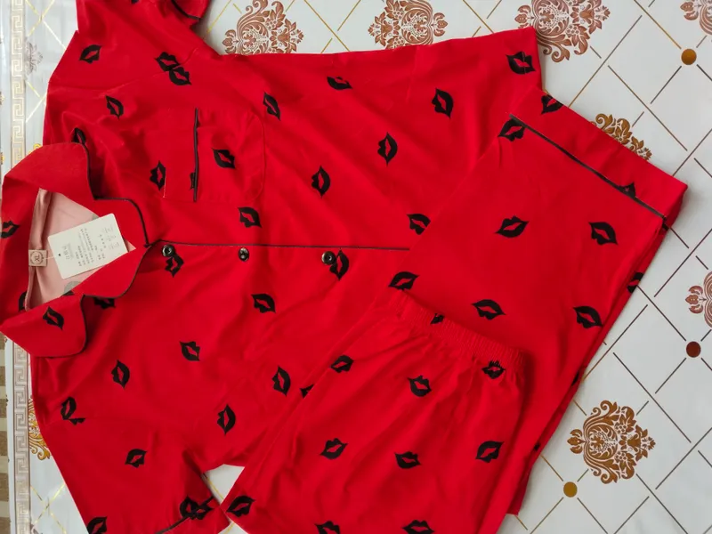 ayollar uchun pijama