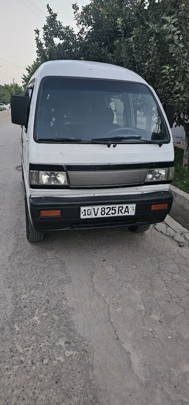 Damas sotiladi 2000 yil