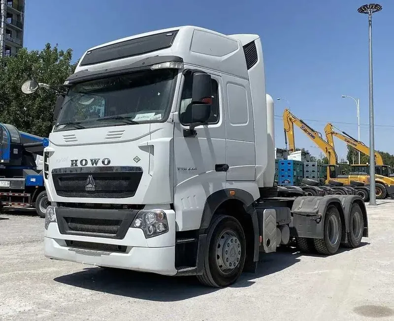 Howo T7H Заводской метан (CNG) 6х4 2026 тягач янги тайёр 1