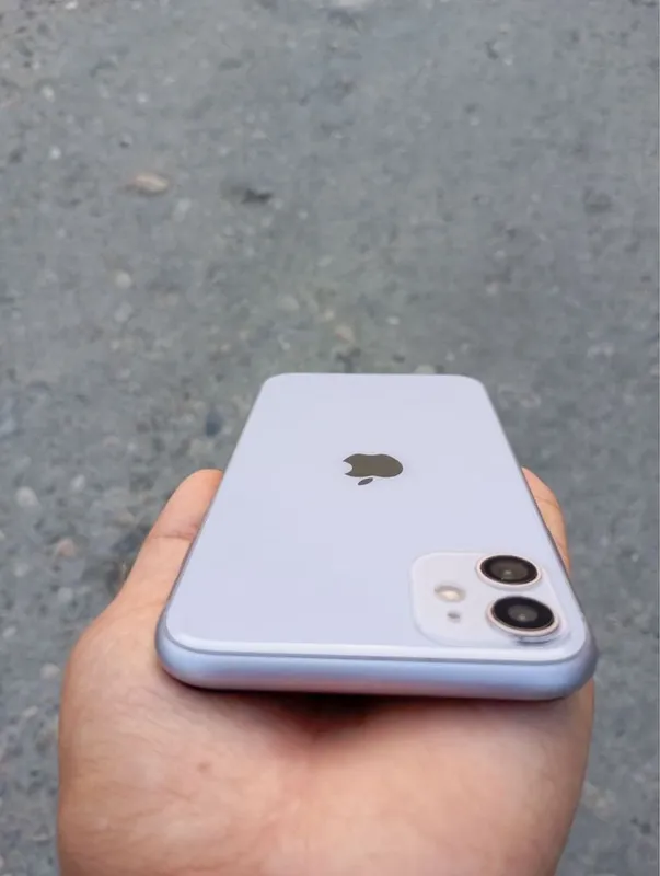 Iphone 11 srochna 3