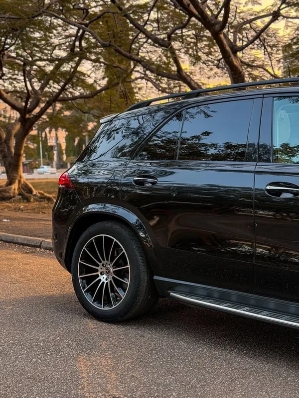 Новый Mercedes-Benz GLE 450 4MATIC — фото 5