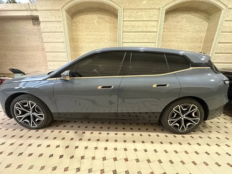 BMW ix naxtga va savdo nasiya godovoy 20 % nomizga o’tkaziladi. 2 BMW ix naxtga va savdo nasiya godovoy 20 % nomizga o’tkaziladi. 2