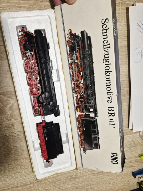Модель piko паровоз br 01.05 редкий вариант колес 1