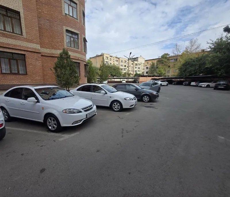 Suxaya arenda gentra nexia 3 tracker 2 7
