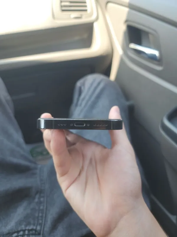 iPhone 14pro 256 76Lla 4