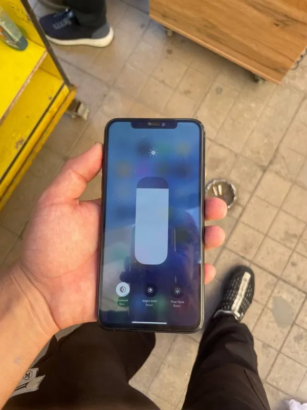 Iphone 11 pro max — фото 1