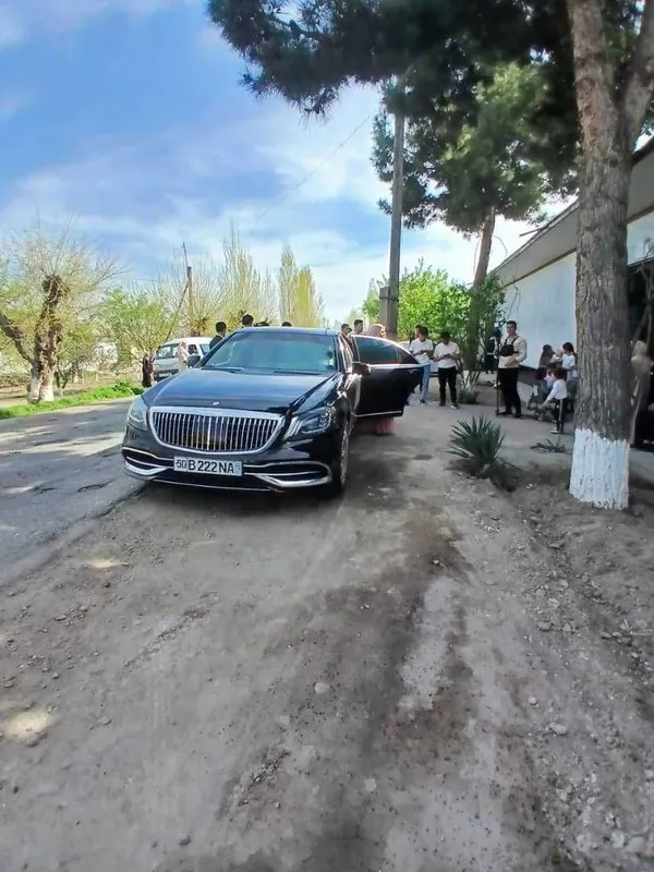Mersedes benz w221 dan w222 qilingan