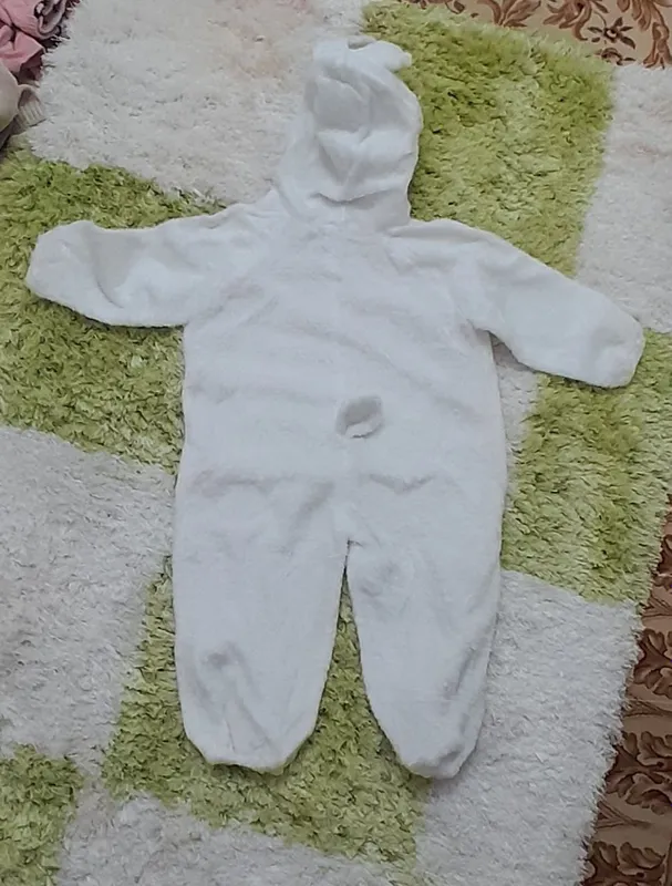 Продаётся Костюм Зайчик Bolalar uchun Quyoncha kiyimi sotiladi