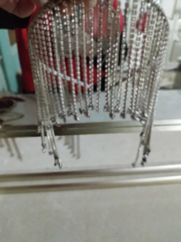 diadema. oq toshli diadema