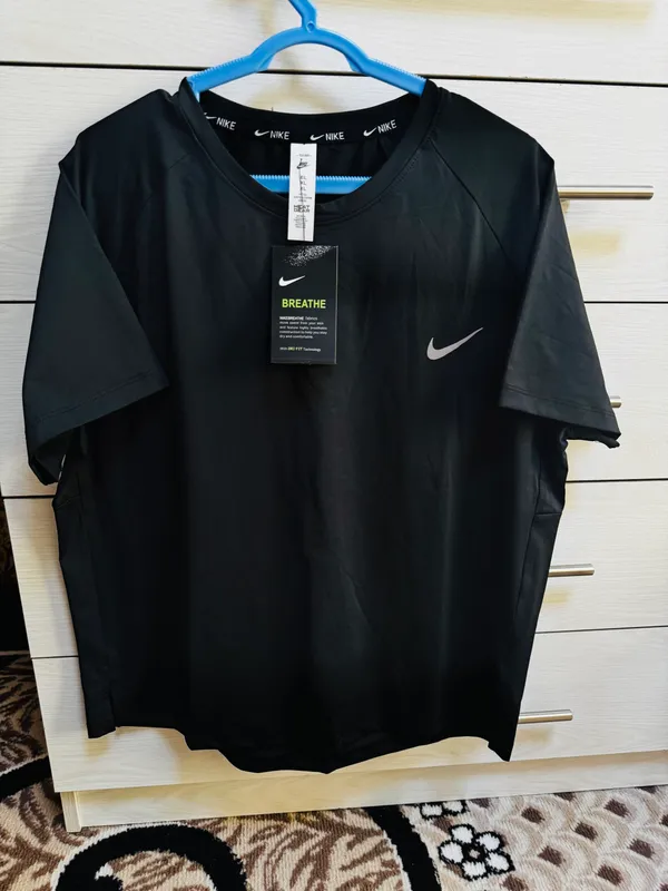 Nike чёрная футболка — фото 3