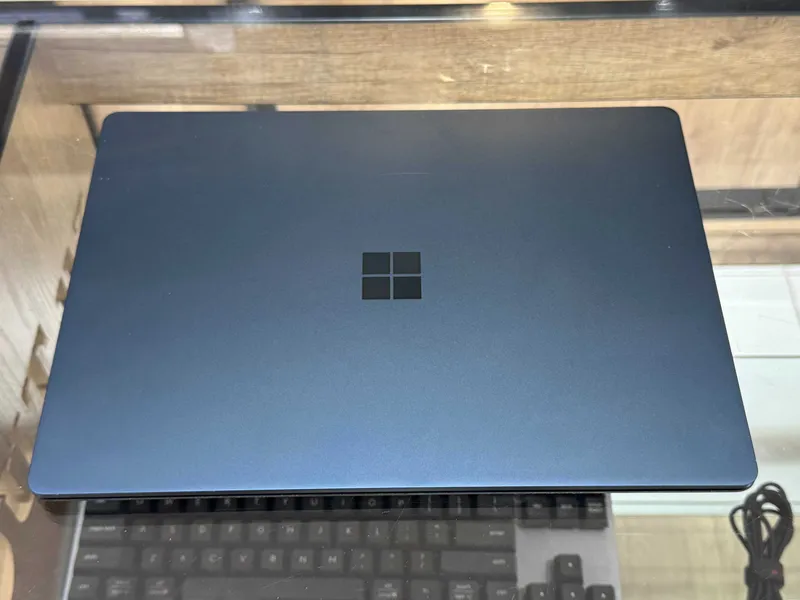 MICROSOFT SURFACE 2 Intel CORE i7-8650U 16 GB, 512 SSD, sensorli 4 MICROSOFT SURFACE 2 Intel CORE i7-8650U 16 GB, 512 SSD, sensorli 4