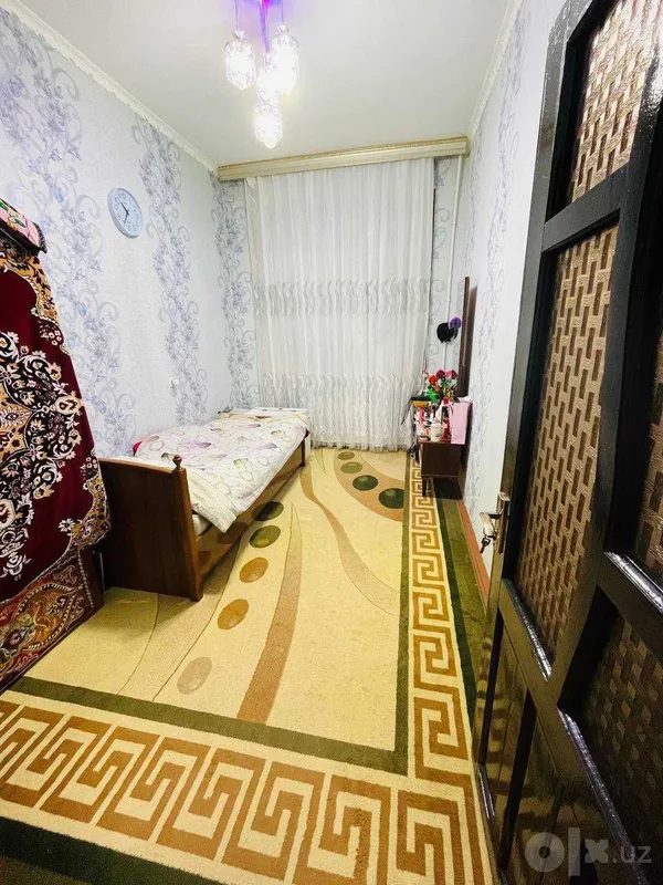 Продаётся квартира: 1-й этаж, 3 комнаты + подвал 1 Продаётся квартира: 1-й этаж, 3 комнаты + подвал 1