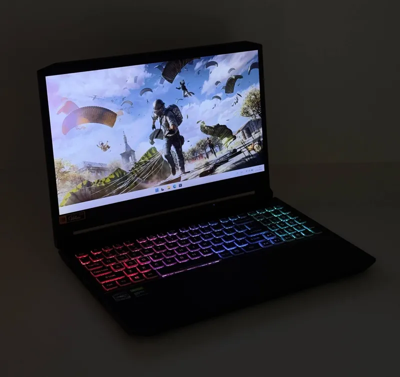 Noutbook sotiladi Aser Nitro gaming 7