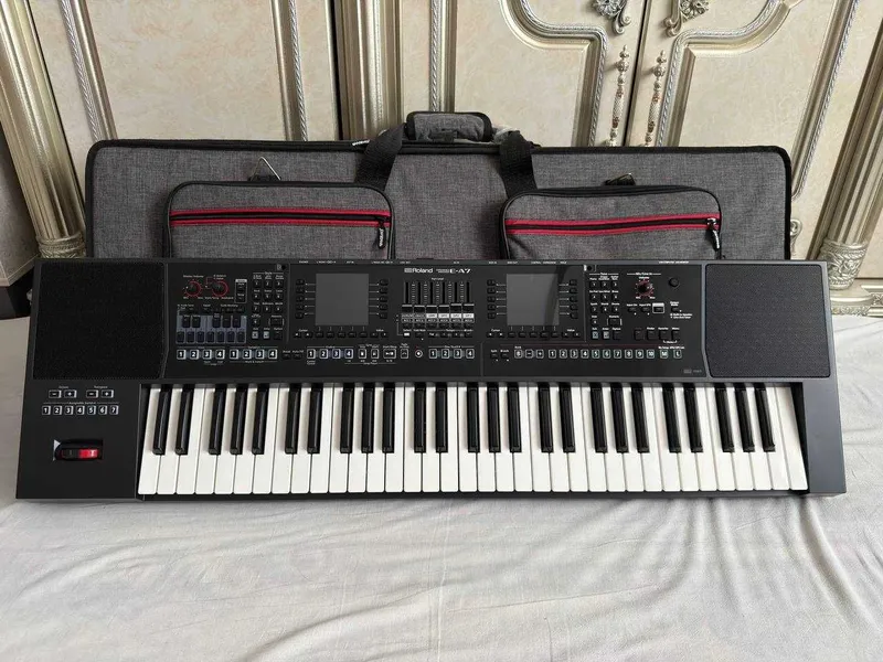Roland E-A7 Sintezator Yangi 1 Roland E-A7 Sintezator Yangi 1